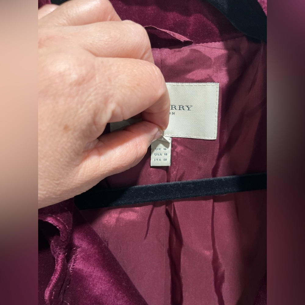 Burberry Deep Red Velvet Women's Blazer Jacket Size 12 - Picture 4 of 4